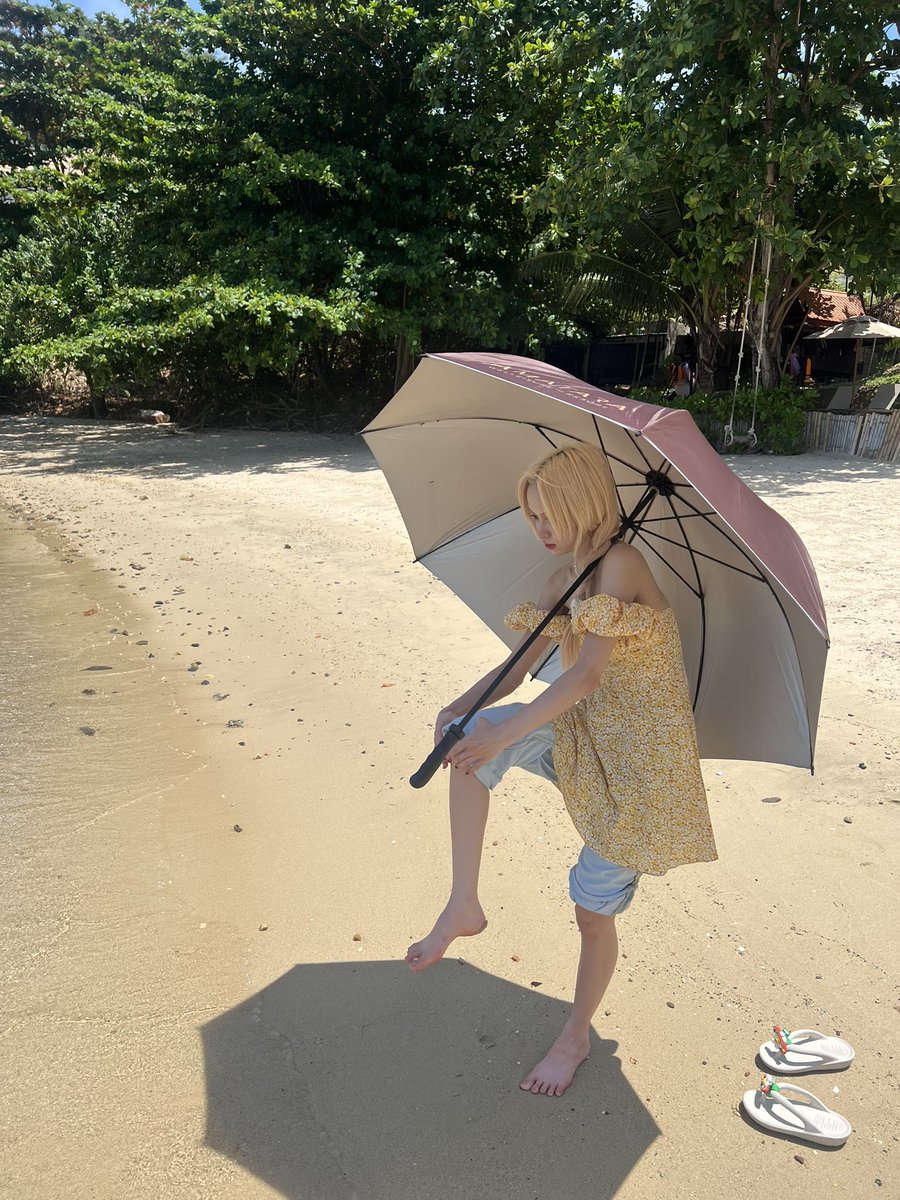 Hannah tweet media