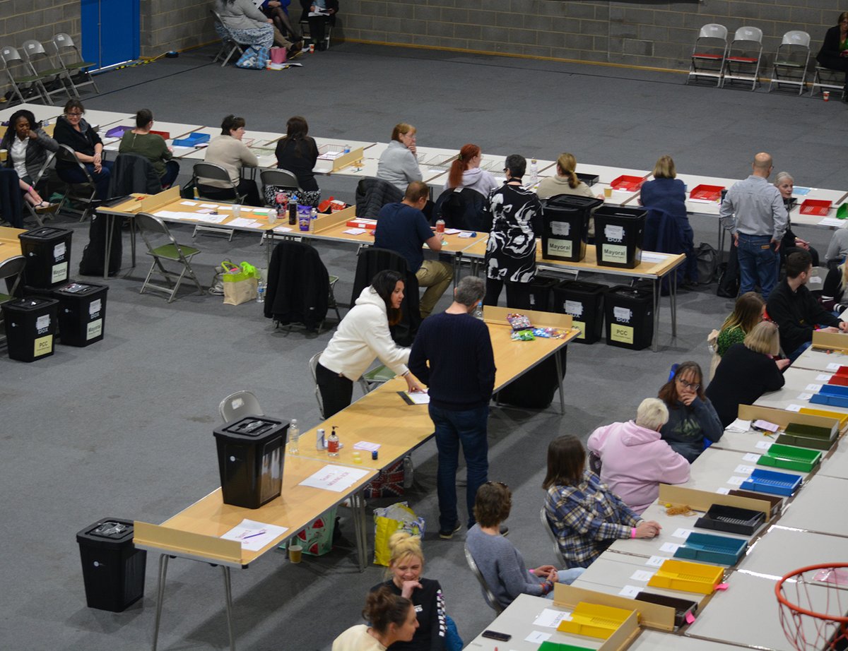 The turnout figures for the two elections held in the #DerbyshireDales yesterday have been announced. Combined County Mayoral Authority election: 33.26%. Derbyshire Police and Crime Commissioner election: 33.16%. #2024elections