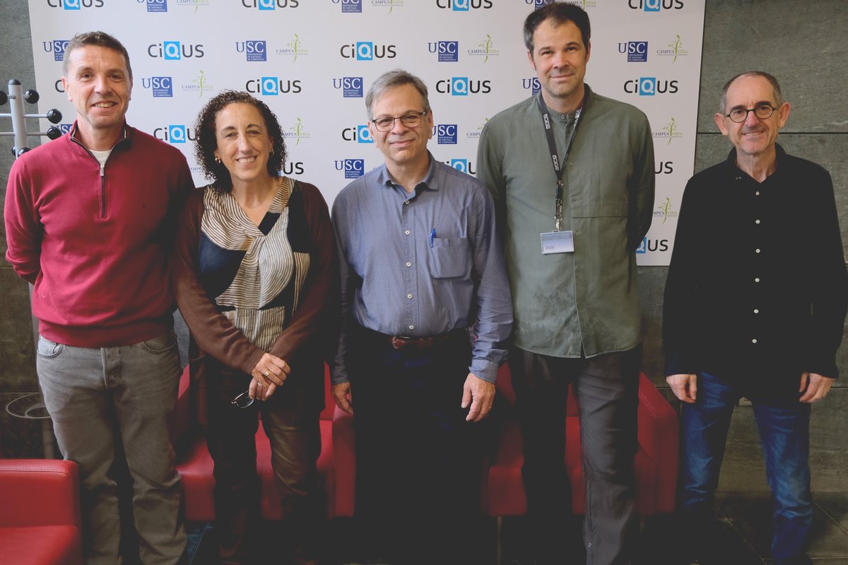 #CiQUSlecture 🧠 A stimulating Friday at CiQUS, fueled by scientific curiosity and forefront research! Thanks Prof. Joao Rocha (@ciceco_ua) and Prof. Todd Martinez @toddjmartinez (@Stanford) for both excellent talks 🙌