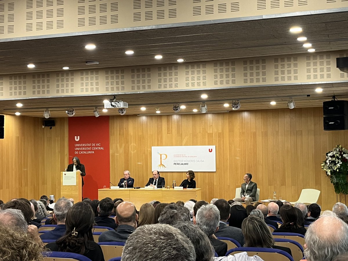 Discurs d'acceptació del títol de Doctor Honoris Causa:

💚