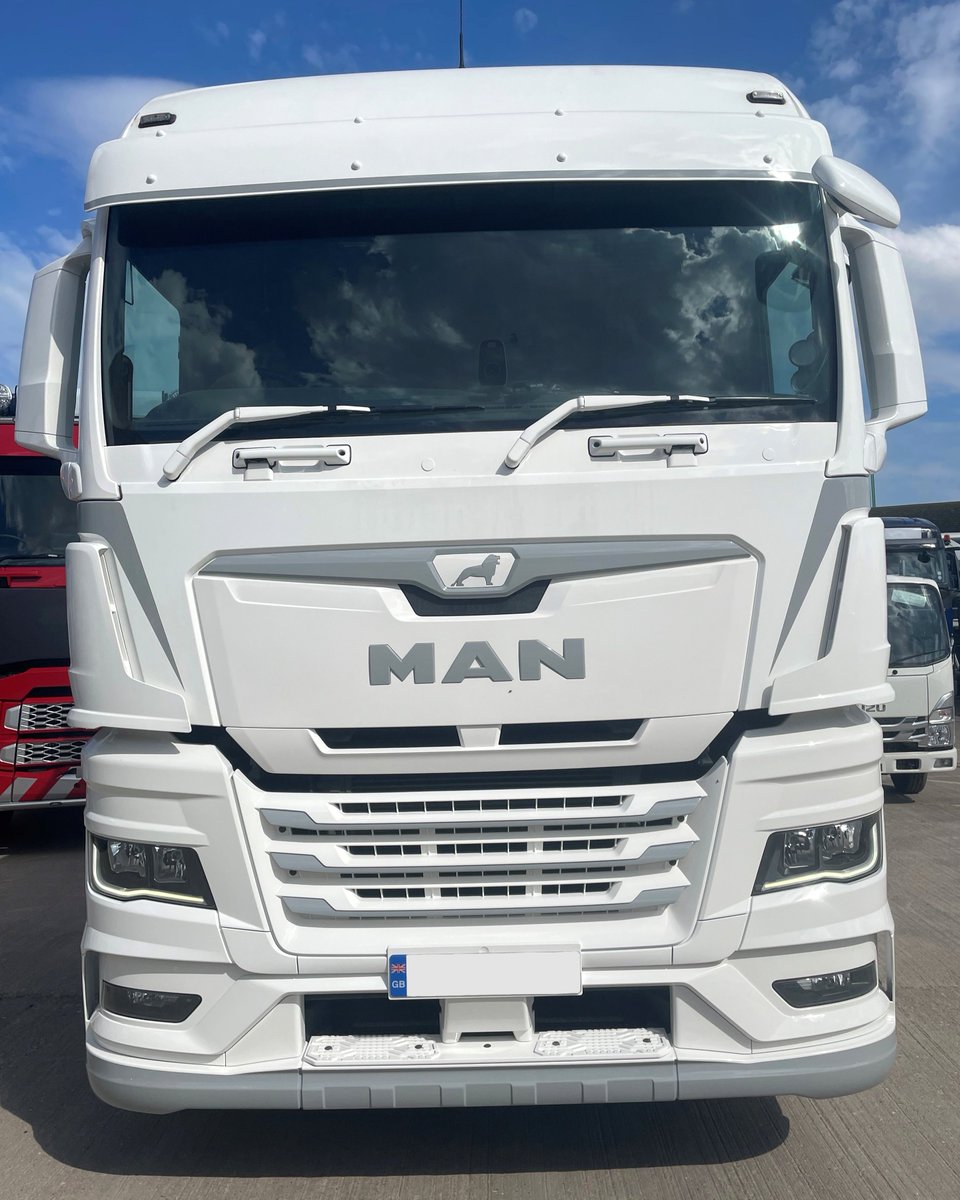 A smart-looking man😎

#CommercialVehicles #Refinishers #Trucks