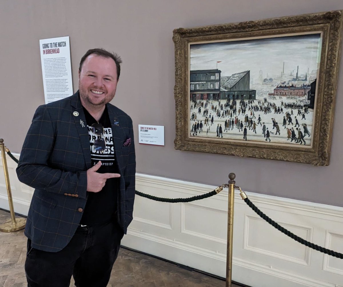 🎨 Yesterday evening, we were treated to a private viewing of Lowry's 'Going to the Match' at @WilliamsonArt_ for our Club Partners and special guests of @Big_Heritage, introduced by Dean Paton from Big Heritage. #TRFC #SWA