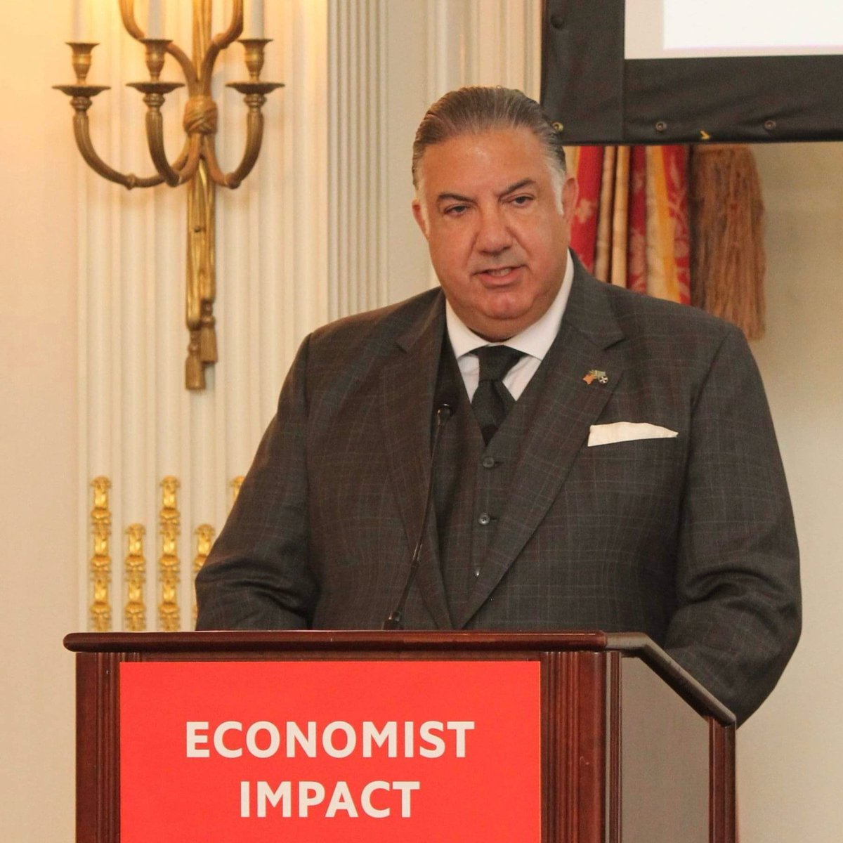 Our President & CEO, @JKoudounis, highlights his vision for sustainable investing–a strategy that calls for “conviction behind everything that we do.” Watch the video from Economist Impact SE Europe Events–#EconNYSummit: okt.to/J1gXKm $SROI: okt.to/VdNlUv