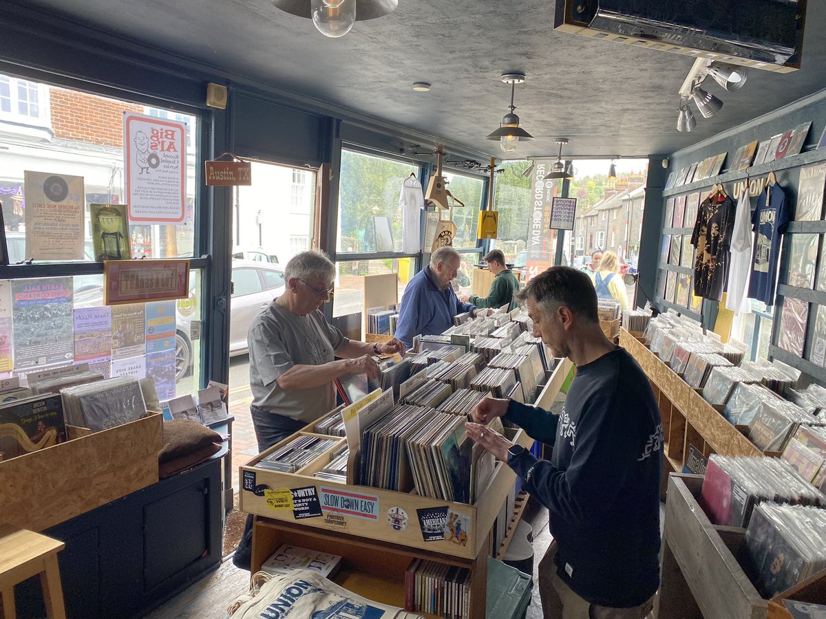 It’s buzzing @unionmusicstore #Lewes …lovely atmosphere, especially as we’re all listening to the wonderful new album by @emilybarkerhalo #FragileAsHumans #NewMusicFriday