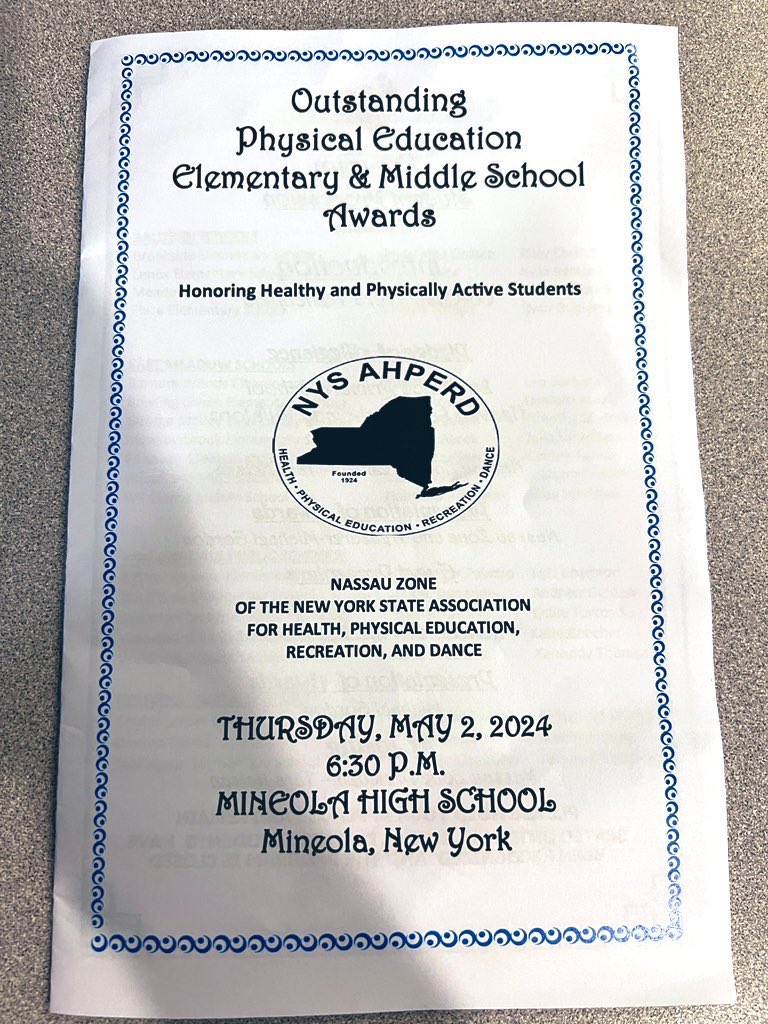 Searingtown’s own Ashley Thompson and Charlie Chaudhri were honored by New York State AHPERD as Outstanding Physical Education Students of the Year! What an honor, congrats! @SearingtownK5 @HerricksSchools @NYSAHPERD 🏅⚽️🏀🏈⚾️🥎🏐🏉