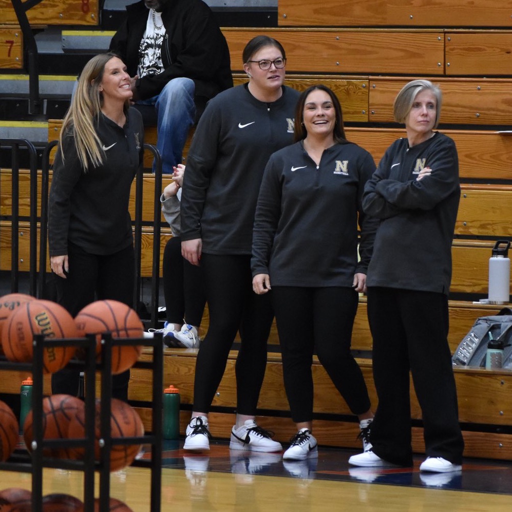 'It was the perfect transition and the perfect situation,' Erin Trimpe said of her season as a @NHSGirlsBBall assistant. 'It really taught me you can be yourself and get the most out of kids.' More with the new @HuskyGirlsHoops coach: indystar.com/story/sports/h… 📷: Andrew Trisler