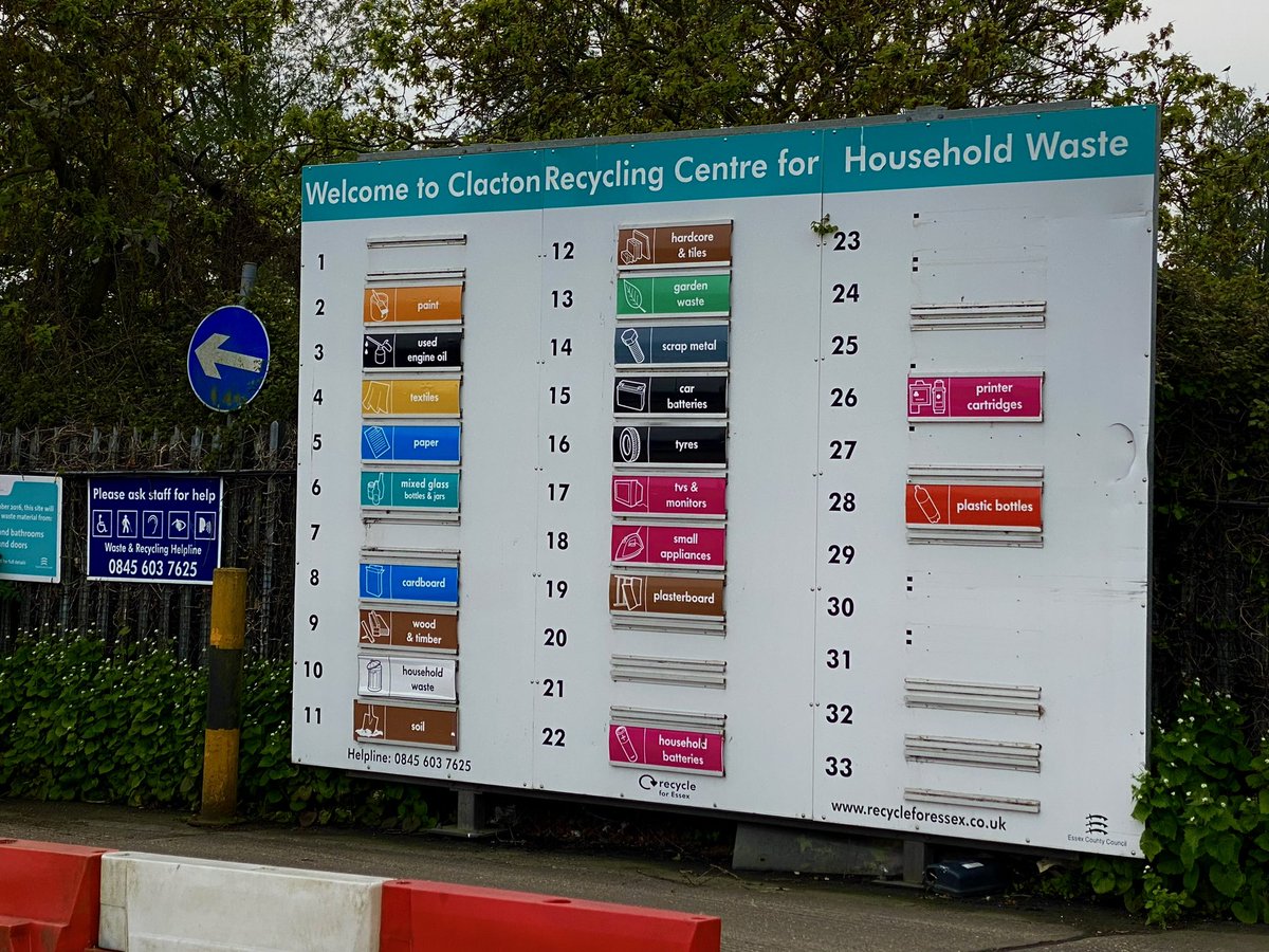 Great to visit our well organised, clean and tidy #Essex Recycling Centre’s for Household Waste in #Clacton, #Lawford, #WestMersea and #KirbyleSoken yesterday. ♻️

Thanks to the very helpful staff -providing a great service - helping residents #recycle and #reuse more. 👍