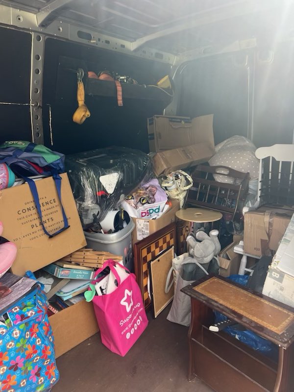 Shed and cupboard all cleared out one happy customer
#clearawayessex #southendonsea #essex #clearance #recycling #notoflytipping #happycustomer