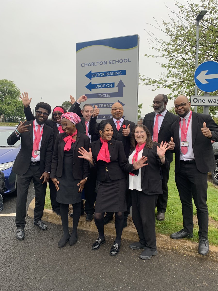 Another action-packed day for our wonderful Leads, Experts and Supports at @charlton_school in Telford! PET-Xi has three #inspirational teams on-site, delivering our #awardwinning Maths, English, and Science programmes. #schoollife #educationforall #workingtogether