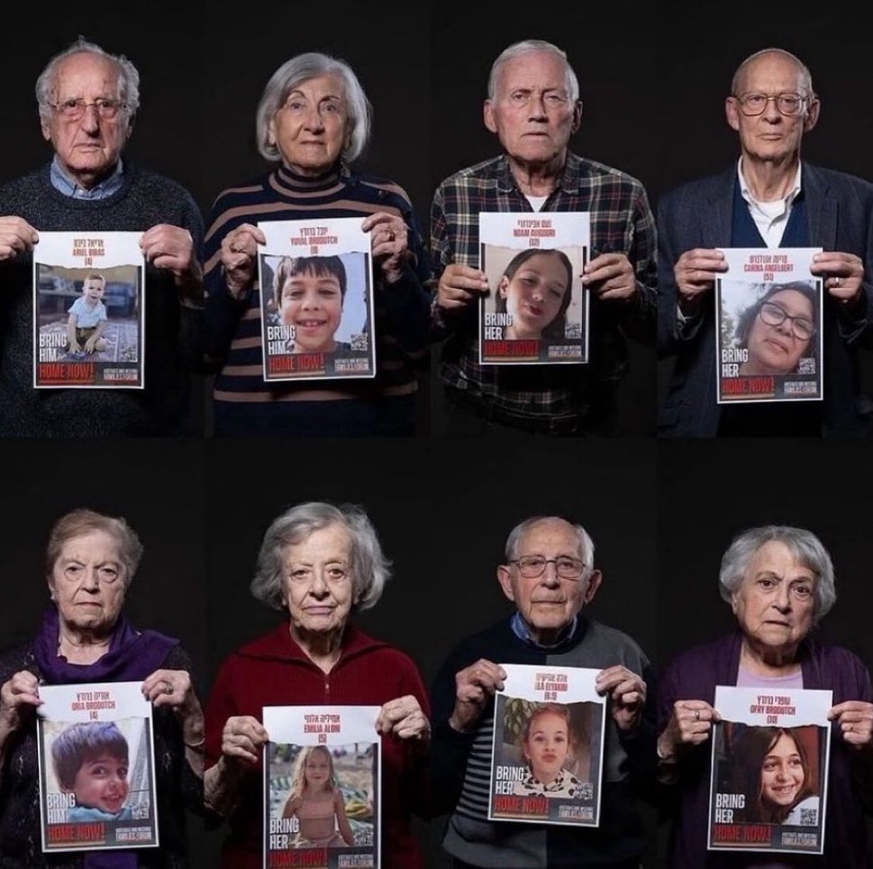 Des survivants de la Shoah posent avec des photos d'otages détenus à Gaza. Cette image est insupportable de tristesse. #BringThemHomeNow