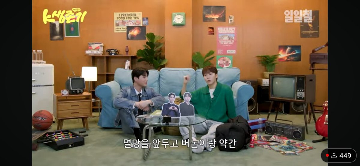 solnamulgukbab2's tweet photo. 죄송한데
저 진짜 궁예에 미친 오타쿠빠순이라
이런 상상을 한 삼백번도 넘게 한 것 같은데
이걸 공식이 해주실 필요는
진짜 없으셨어요 https://t.co/Il6EUua6Ki