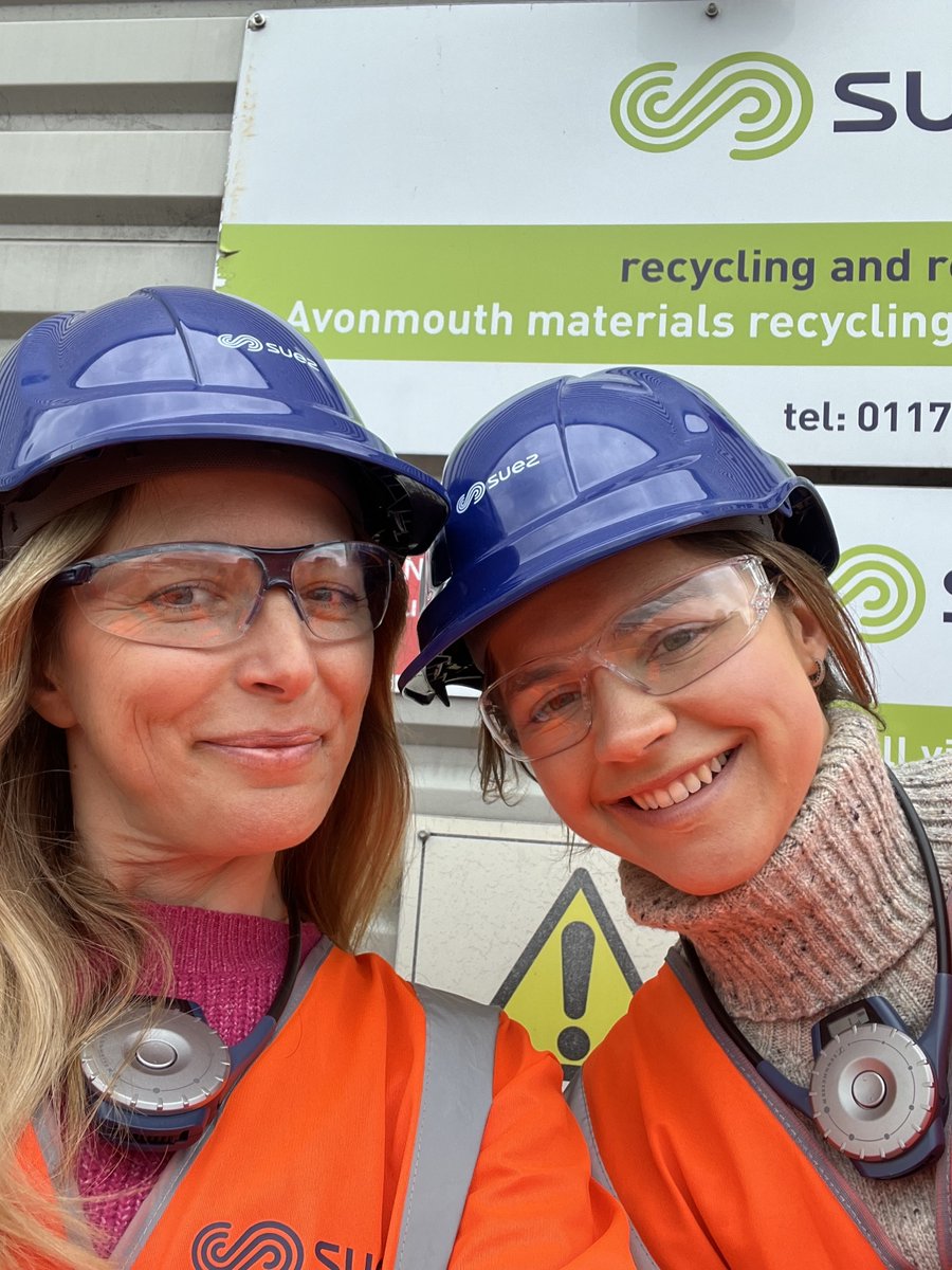 Thank you to the team at @suezUK for showing us around the site at Avonmouth this week. The quality and scale of the operation were impressive to behold. The @resource_media team walked away with an excellent understanding of the inside track of a materials recycling facility 👍