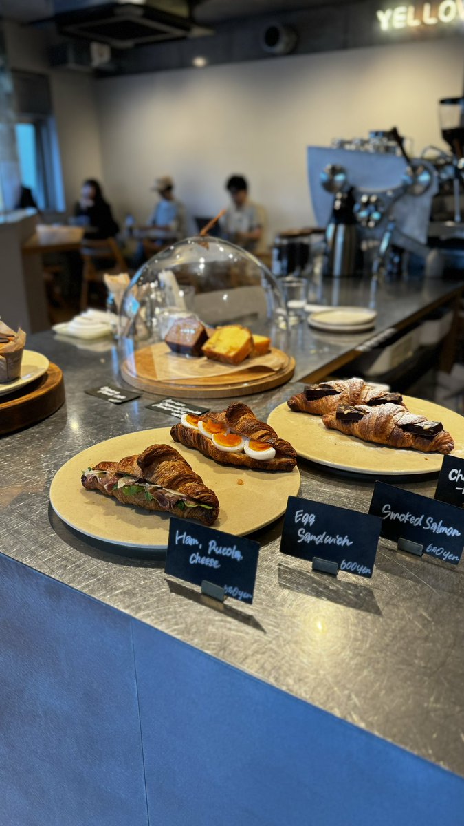 shiroCanele's tweet photo. 駒沢公園西口そば
YELLOW CAFE KOMAZAWAKOEN

アプリコットパウンドケーキは
4月までの限定メニューで今は別メニューになっています

#YELLOWCAFEKOMAZAWAKOEN
#YELLOWCAFE #イエローカフェ
#駒沢 #駒沢公園 #駒沢カフェ #コーヒー #カフェ巡り #スイーツ #スイーツ好きな人と繋がりたい #スイーツ界隈 https://t.co/Kvd45kY7pN