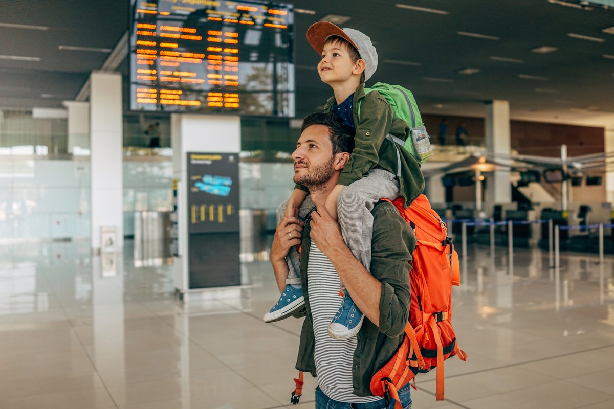 Air travellers rely on CATSA’s personalized travel checklist to make sure they’ve packed all the essentials – from running shoes to binoculars and more. 
ow.ly/rie150Ru9Hw
#PackSmart #OutdoorEssentials #Prepare2Fly