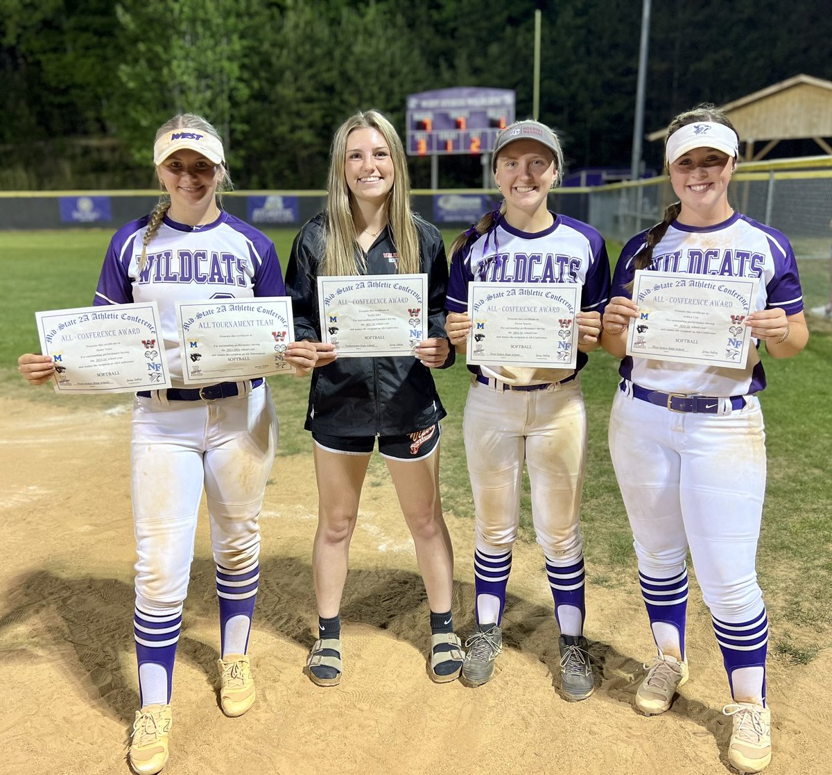 Very proud of these young ladies receiving the awards they earned last night! Good luck in the playoffs!!

Haley Yates: All Conference &amp; All Tournament 
Taylor Isley: All Conference 
Alyssa Sparks: All Conference 
Ashlynn Cox: All Conference