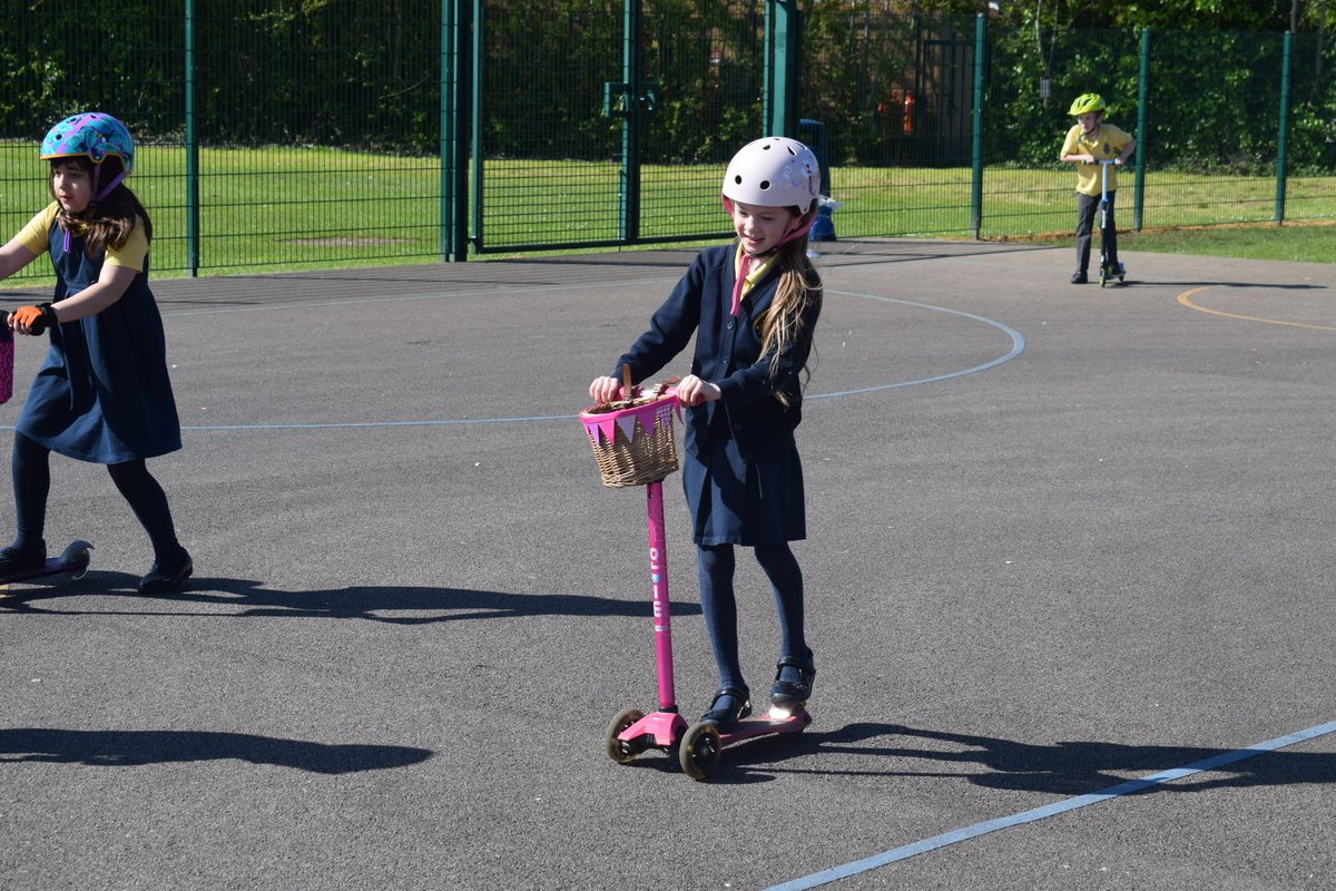 On Tuesday, our Year 2 children enjoyed a Scooterbility Training Course in the school playground, delivered by a Road Safety Officer from HCC. The children learnt about controlling their scooters safely, basic pedestrian skills and sharing space with others. @SRAPrimary