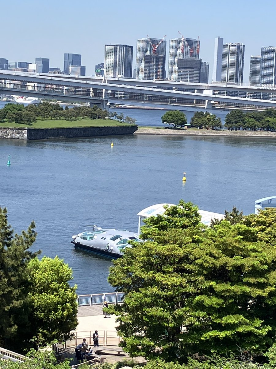 ポストが映画と新曲で溢れてる💕

幸せ♡

早く映画見たいなぁ。

気分を切り替えて家族でお台場へ行ってきた。水上バス見ると切なくなるのは私だけ？

♪僕が悪いんじゃない　でも君のせいじゃない
「さよなら」を選んだ君はおそらく正しい

別れってつらいよね。

幸せな時間ぎあればあるほど。