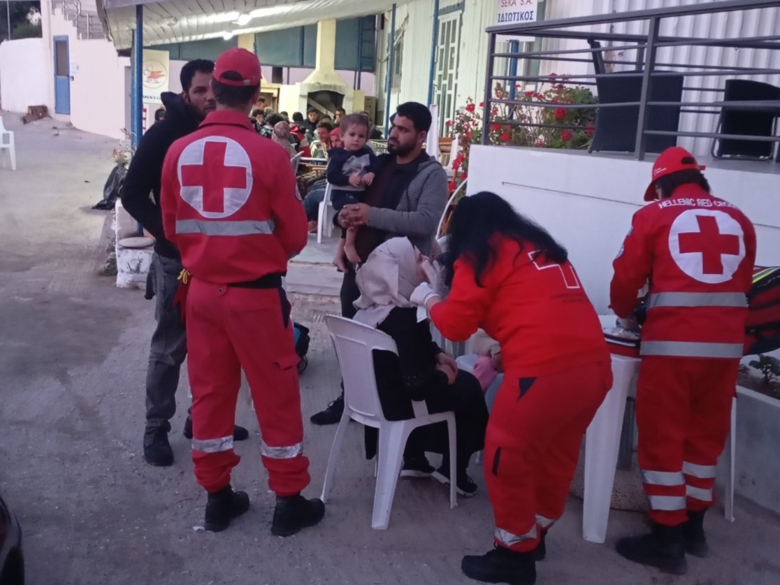 As 33 people, including a pregnant woman and 6 children, have arrived to Crete today, the volunteers of the @greekredcross have been by their side to support. The Red Cross team has provided them with first aid and essentials like water, hygiene items, new clothes and shoes.