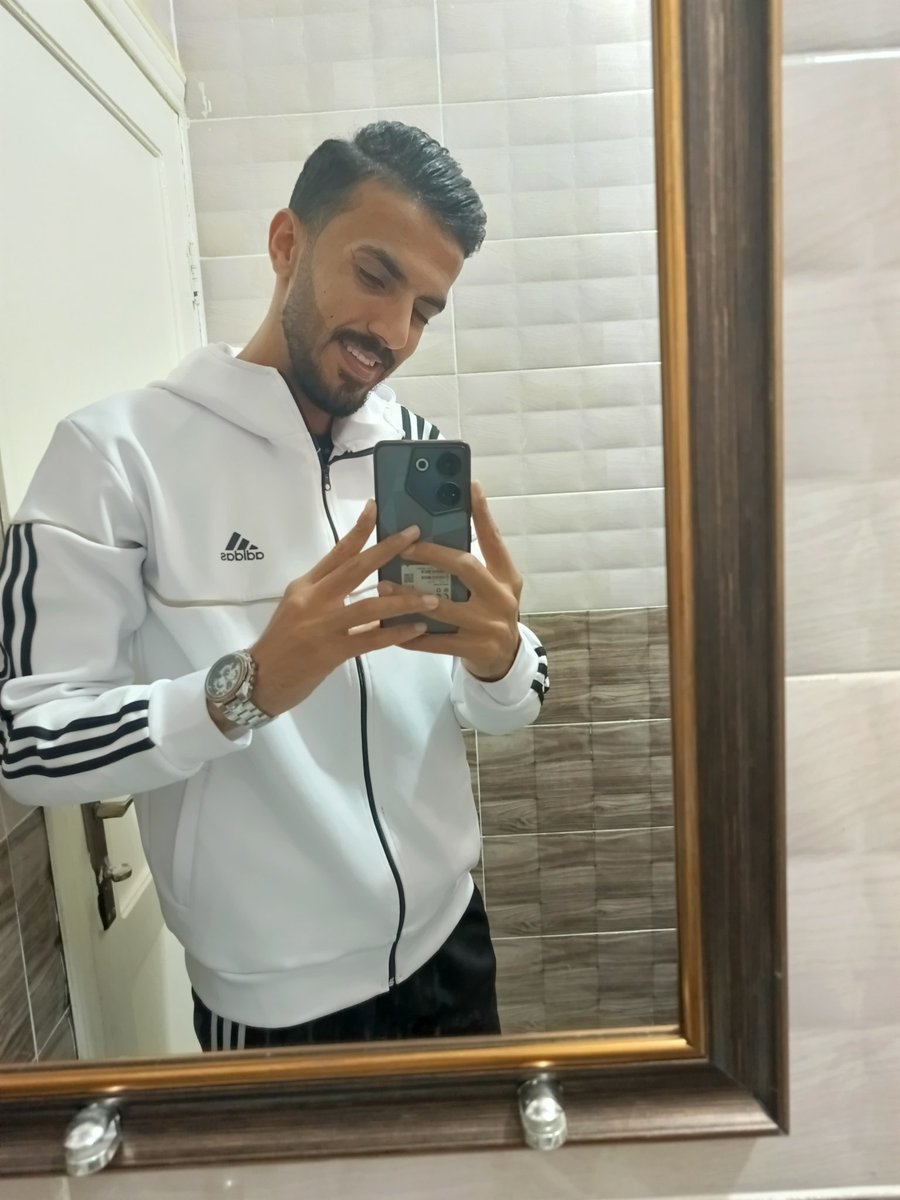 أكثر شيء مُريح أن الله عليمٌ بالنوايا، ويرفعك بها ويرزقك عليها🤍 
  #جمعه_مباركه_على_الجميع💚🌿