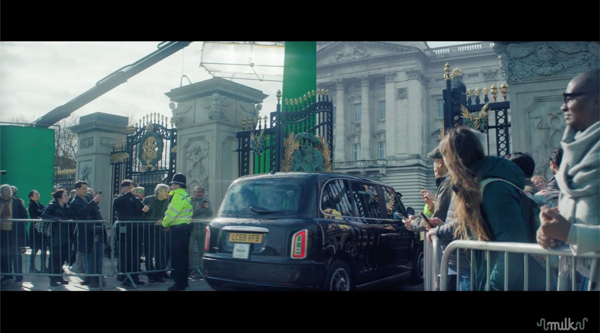 Explore the invisible #visualeffects of #Scoop crafted by the teams of @milkvfx! Dive deep into the unseen artistry that brought #NewYork and #BuckinghamPalace to life in this #Netflix film: artofvfx.com/scoop-vfx-brea…