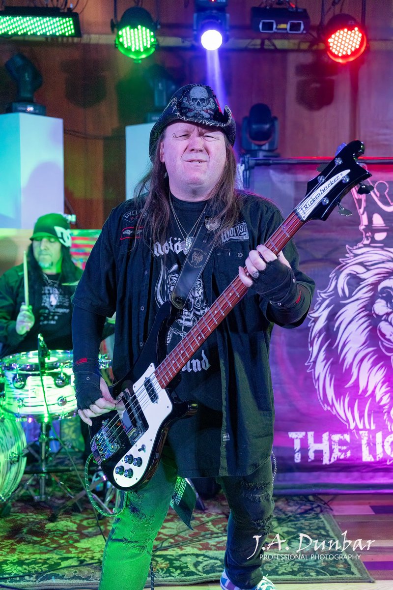 LionWithinMusic's tweet photo. Some new band photos for the upcoming year! New music • New Videos • New Shows all in the works! Who’s ready? Let’s GO! 🔥👊🔥
#thelionwithin #bandphotos #bandpics #rockband #bandshots #bandphotography #newband https://t.co/4cmiukF3m6