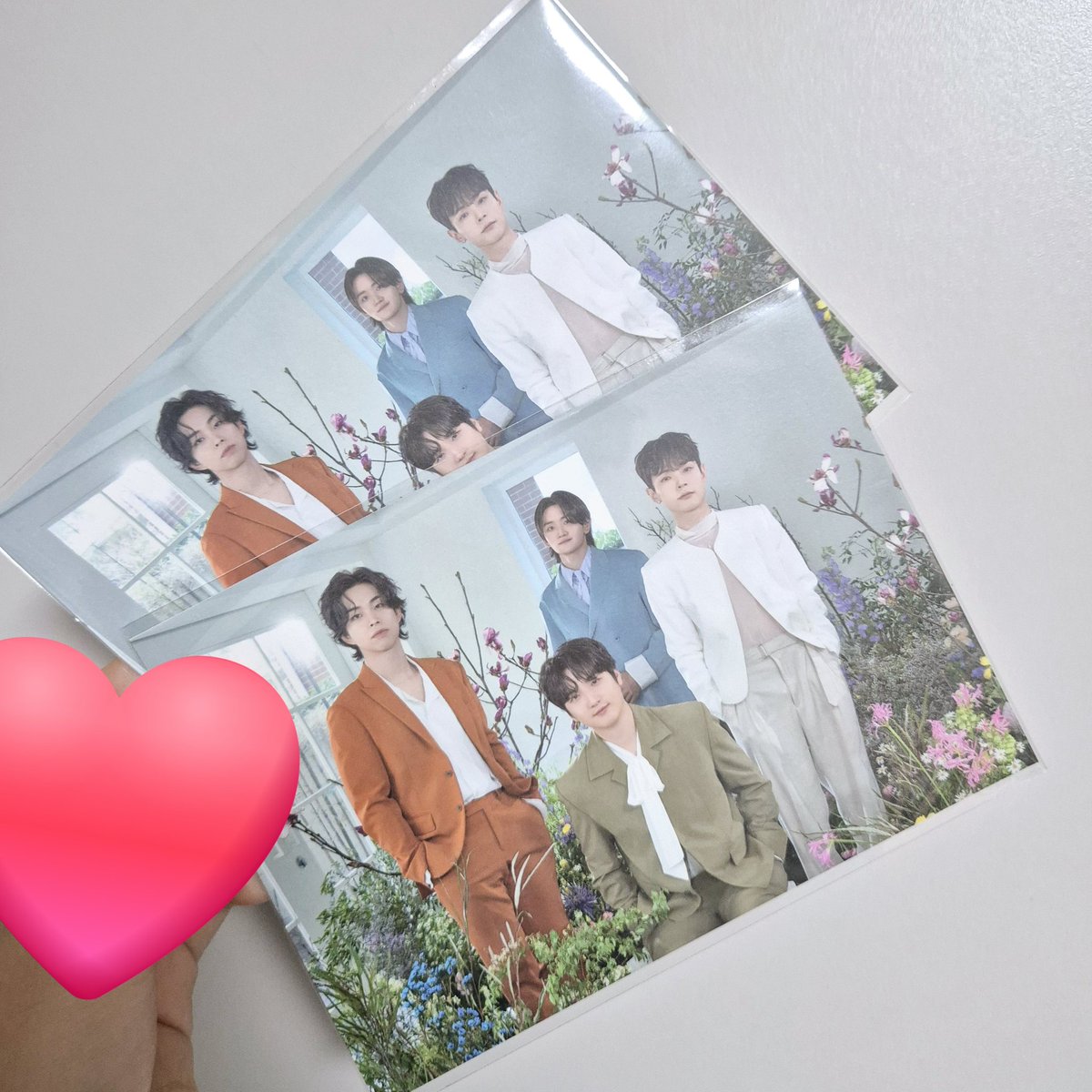 lul_cy's tweet photo. LUCY 4th anniversary🎉
루시 4주년 기념해서 나눔합니당🥳

🩵플라워콘 첫콘 특전 엽서 1분
💙트친❌️왈왈이⭕️ / RT 필수❗️

콘서트 못가서 아쉬웠던 분들 많은 참여 부탁드립니다!! 배송비는 제가 부담해요🫶 https://t.co/0TPIoK22gn