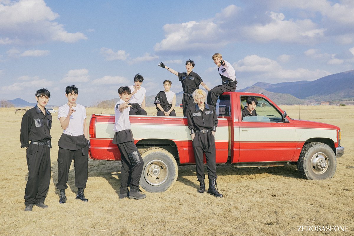 jiwoongx's tweet image. Behind the scenes with ZEROBASEONE, where every shot is infused with laughter, camaraderie, and the essence of summer.

artist.mnetplus.world/main/stg/zerob…