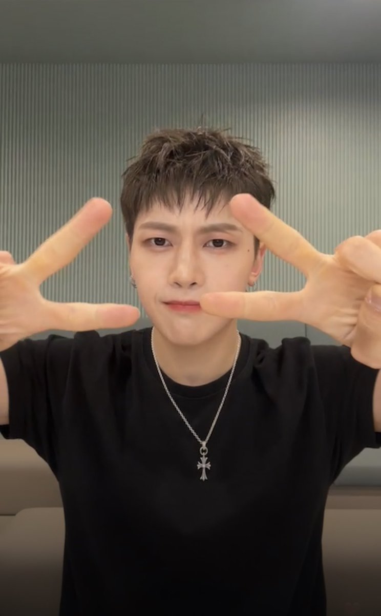 ~원~ tweet media