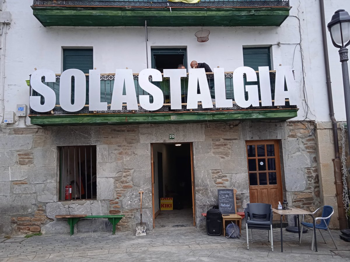 alvaro_j_campos's tweet image. Asteburu honetan #Solastalgia topaketak hasiko dira #Artea-ko @HerrikoBenta-n, maiatza osoan zehar hainbat ekitaldi egingo dira astero. Bertaratu eta zabaldu!