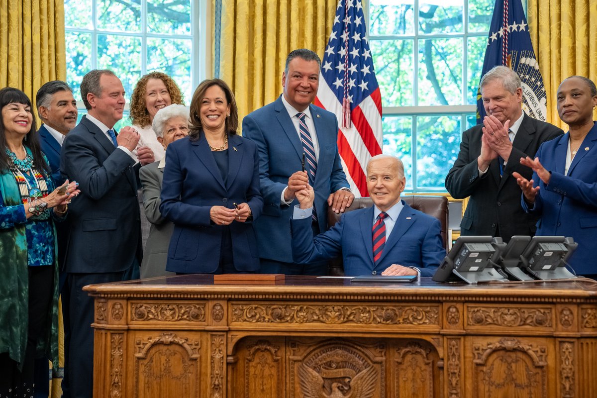 As a Senator, I introduced legislation to expand national monuments in California.

I was proud to join President Biden as he signed two proclamations to protect nearly 120,000 acres in California that are of scientific, cultural, ecological, and historical importance.
