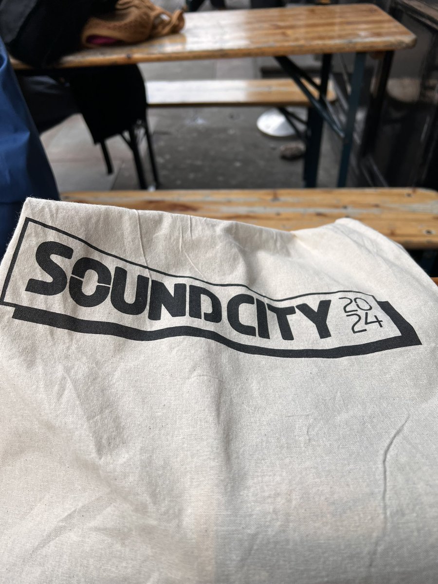 Join us tonight at The Jacaranda 17:00 @SoundCity for SAMA Showcase with comfort, Brenda, and Bottle Rockets! ⚡️