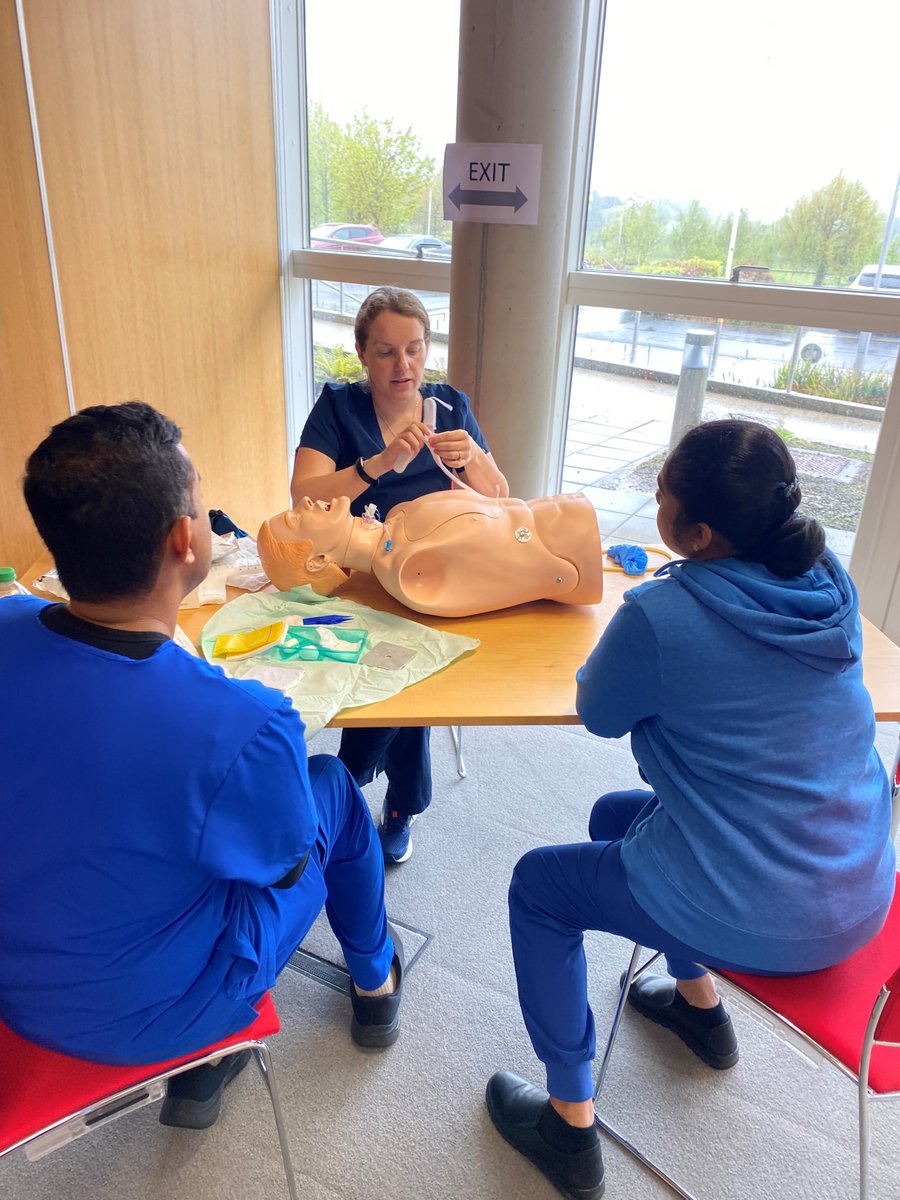 Tracheostomy Clinical Skills Workshop today @WexGenHosp  - working together across disciplines to enhance patient safety. Well done everyone 👏