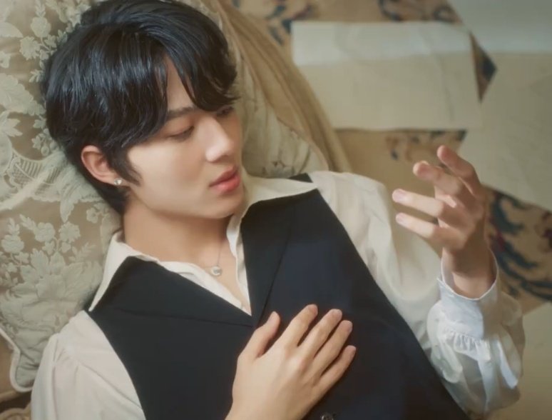 handsome prince✨❤️‍🔥 /the wavy hair, the somewhat low neckline, his side profile, his gorgeous lips-- everything screams lhor mak!!! NuNew 3rd Single #Teaserขึ้นใจของนุนิว #NuNew