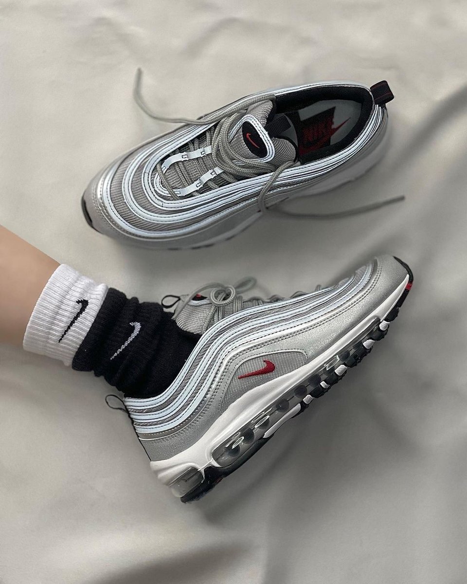 Over 75% OFF! Women's Nike Air Max 97 OG 'Silver Bullet' only $44.99 👀 

BUY HERE: bit.ly/3hTd50b