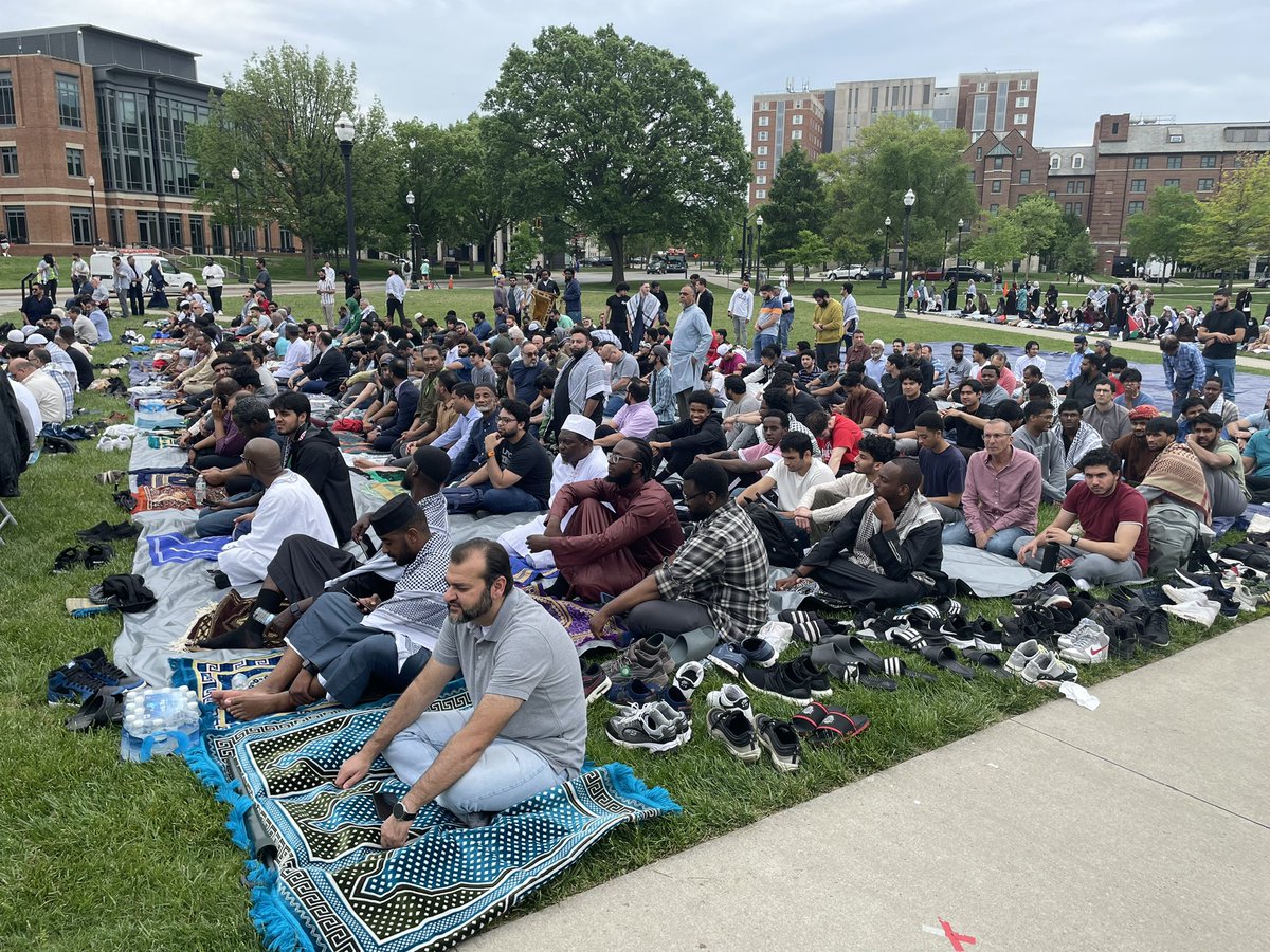 HAPPENING NOW: CAIR-Ohio is hosting a community prayer on OSU’s campus. @wsyx6 @fox28columbus