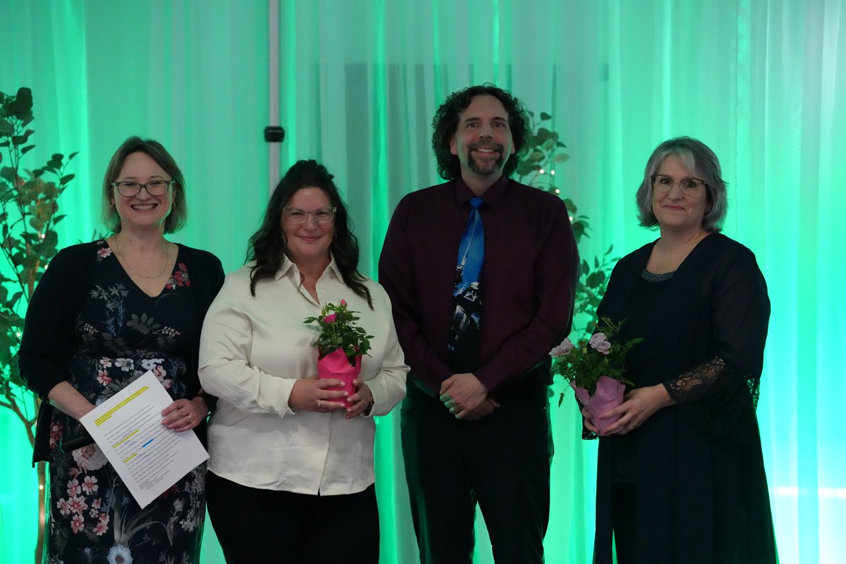 Events like last night's Employee Recognition are not made possible without the incredible organization, planning, and efforts of our staff.

FMPSD would like to sincerely thank @fmpsdHR 💚

@annaleeskinner @LindaMywaart
#FMPSD #YMM #RMWB
