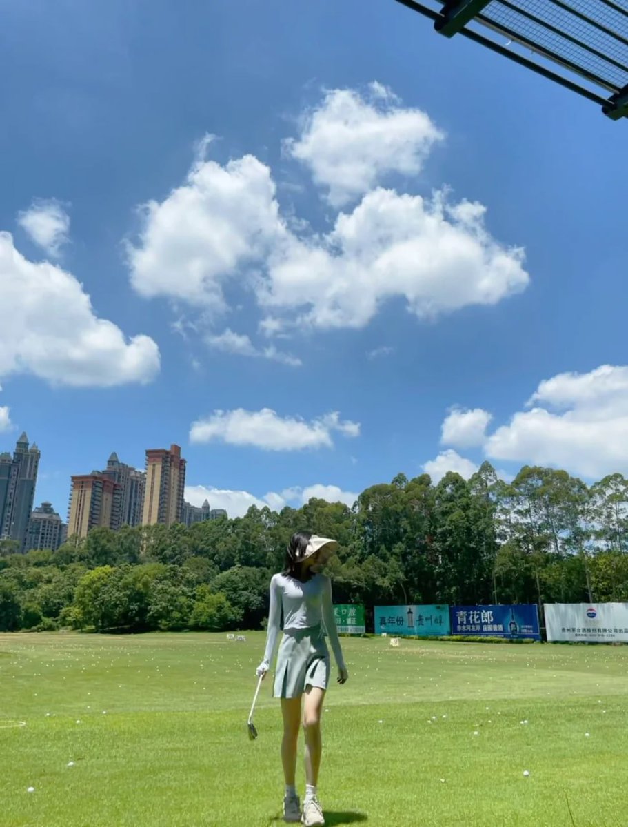 Mountains_and1's tweet image. Golf is a spirit of pursuit of excellence, awe and love for nature, and a cherishment and gratitude for life.