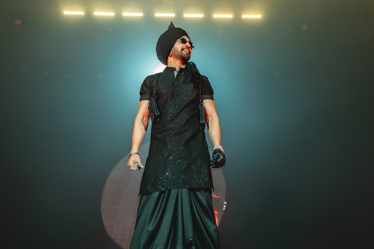 TONIGHT: Legendary Indian artist Diljit Dosajh continues to make history with the Dil-luminati Tour at Canada Life Centre 🤩 Get ready for your favourite Punjabi hits! Doors 6:30pm, Show 8pm *all times are subject to change Jhumkas & thumkas are encouraged! 📸: Darrole Palmer