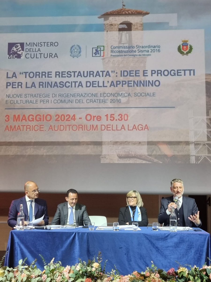 Oggi @a_g_giuli ad Amatrice per rispondere a un appello da parte del territorio e di chi se ne prende cura, mettendo a disposizione competenze e professionalità del MAXXI. 
Con il Ministro <a href="/g_sangiuliano/">Gennaro Sangiuliano</a> e il Commissario <a href="/Sisma2016/">Commissario Straordinario Ricostruzione Sisma 2016</a> <a href="/guidocastelli65/">Guido Castelli</a> #rinascitaculturale