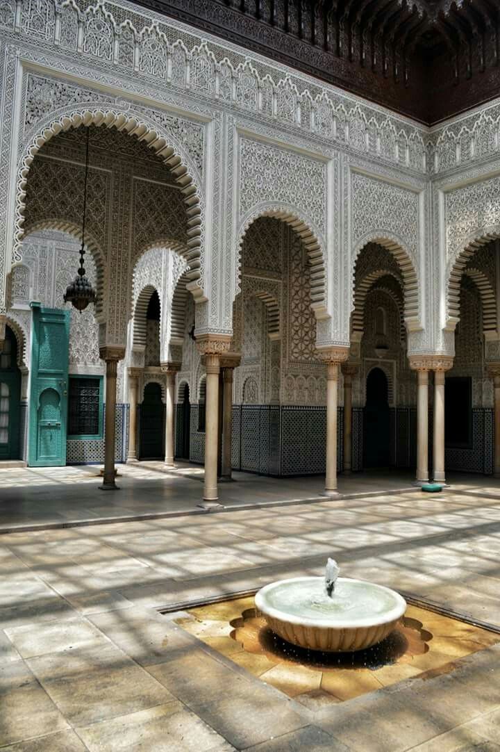 Mahkama Basha in Hubbous Casablanca is used as a set by a French production movie about Algeria History ! 

Shame on US !!