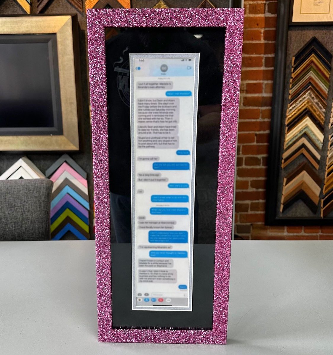 📱Yes, we can even frame your text messages! This text chain was custom framed using metallic and suede matting, museum glass and glitter frame by @BellaMoulding! #art #denver #colorado #pictureframing #customframing #5280customframing #textmessage #glitter @truvueglazing