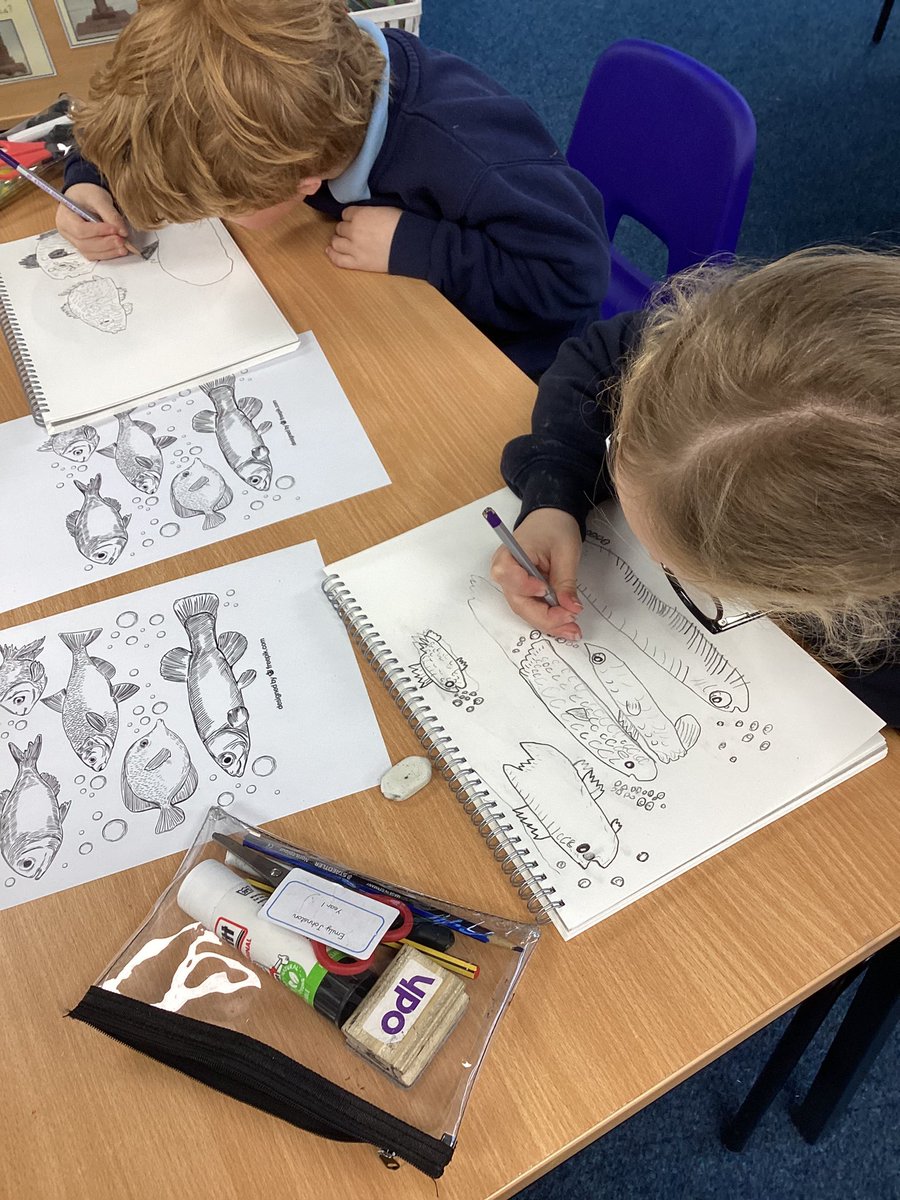 Inspired by the artist Olivia Pilling, Y1 have loved their art this term. We appraised artworks, practised sketching skills, learned how to collage and produced our own collaged fish. Look out for our virtual gallery next week! <a href="/ComberbachMissM/">Miss Marsh- Reception Comberbach NPS</a> <a href="/ComberbachMrsL/">Miss Lowe</a> #ComberbachArt