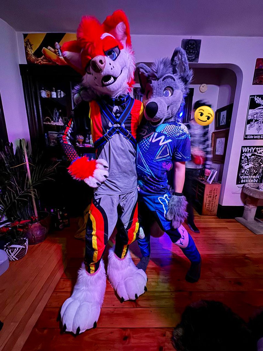 MX Dog 🥾🐾 (@pawdoggo) on Twitter photo You know what they say about tall dogs 😏 #FursuitFriday #mxgear #motocrossfur
🐺 <a href="/Maxie_Blur/">Maxwell CinnaBun / Bellen Wolf</a>
📸 <a href="/DogDaysOfJack/">Jack Blue Got A Suit!</a> You know what they say about tall dogs 😏 #FursuitFriday #mxgear #motocrossfur
🐺 <a href="/Maxie_Blur/">Maxwell CinnaBun / Bellen Wolf</a>
📸 <a href="/DogDaysOfJack/">Jack Blue Got A Suit!</a>