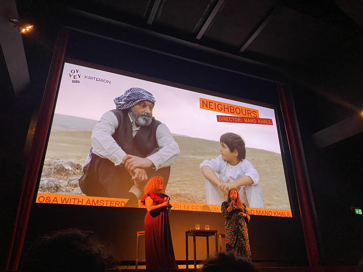 Met mijn 💕echtgenoot 💕 bij 
„Oy Vey” filmfestival

➖”Oy Vey”= Jiddisj, betekent iets als „o mijn pijn” 

➖het „Oy Vey” netwerk in Mokum viert de humor, vindingrijkheid ,lol/lef/ gutzpah van de gemeenschap. 

➖Met Koerdische Mano Khalil „neighbours” 

oyvey.nl/festival/film-…