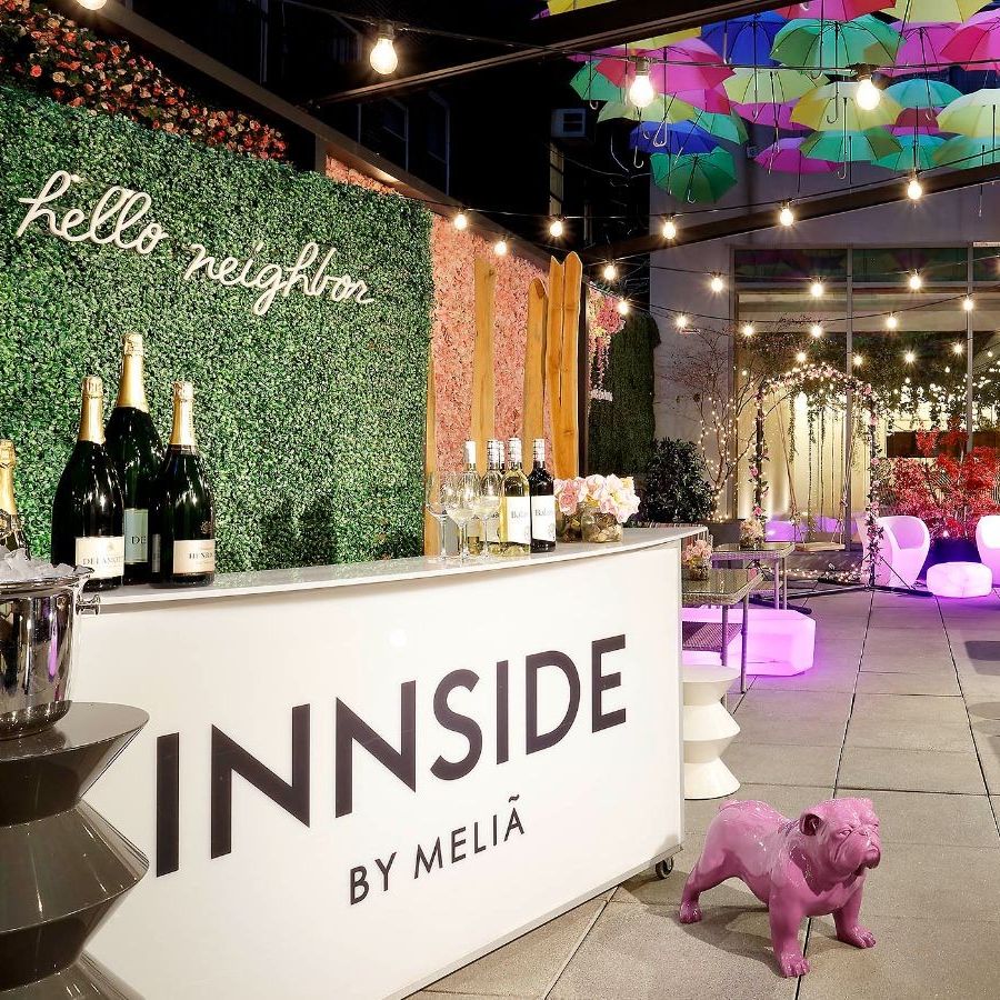 We get in where we fit 'inn' at INNSIDE New York NoMad, a GayTravel Approved hotel🌈Opt for a low-key pizza + movie night in your cozy guest room or enjoy one of the New York landmarks that are close by. Explore more with this big city getaway: gaytravel.com/gay-friendly-h…