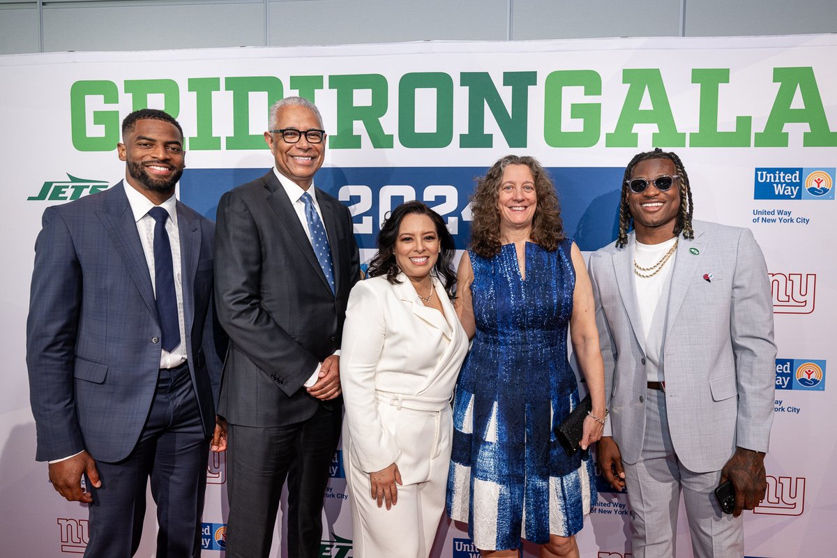 Thank you for spending an incredible evening with us at the 2024 #GridironGala, celebrating the power of partnership with the @Giants and the @nyjets. 🏈✨ Together, we raised critical funds, currently $2.3 million, for United Way of New York City’s transformative work to ensure…