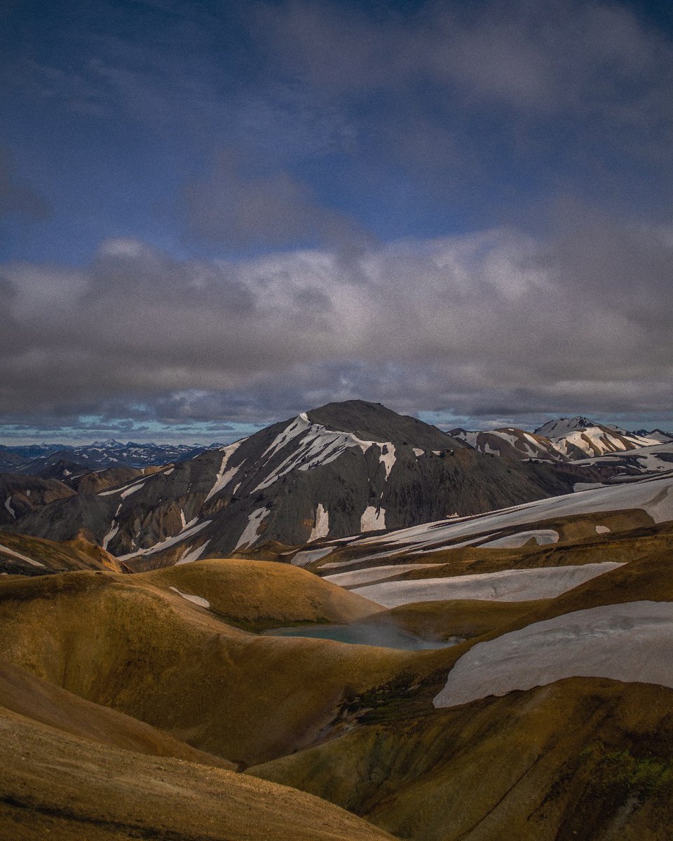How to have the perfect summer trip:

1. Visit Iceland 
2. Drive 3 hours from Reykjavik to Landmannalaugar
3. See lava fields, hot springs, and Laugavegur, one of the world’s most popular hiking trails
tripadv.sr/3Up8pya
