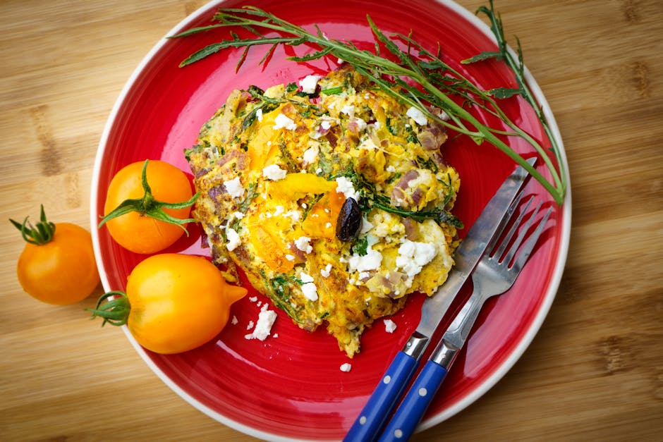 Craving a savory breakfast? Try our Vegetable Frittata with creamy feta & fresh dill! Packed with flavor and nutrients, it's a brunch must-have. 🍳🌿 drweil.com/diet-nutrition…