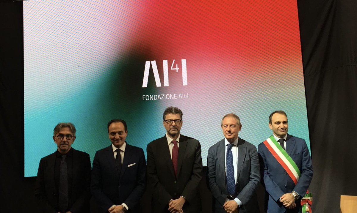 Il presidente dell'Agenzia Spaziale Italiana @Valente_Teodoro partecipa all'evento di lancio della Fondazione #A14Industry a Torino. L'obiettivo è costruire un ecosistema AI dedicato alla ricerca e alle imprese