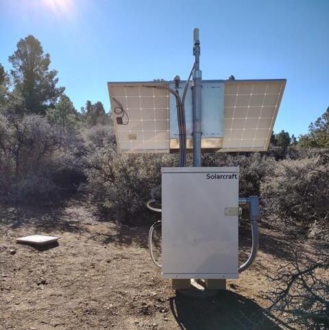 Maintaining SCSN's earthquake detection ability involves regularly upgrading seismic equipment. Stations like CI.ABL near Frazier Park, have evolved significantly since their installation. Seen here in 1991, and with a recent upgrade in 2021. #FieldPhotoFriday.